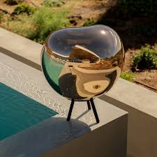Melt portable indoor / outdoor